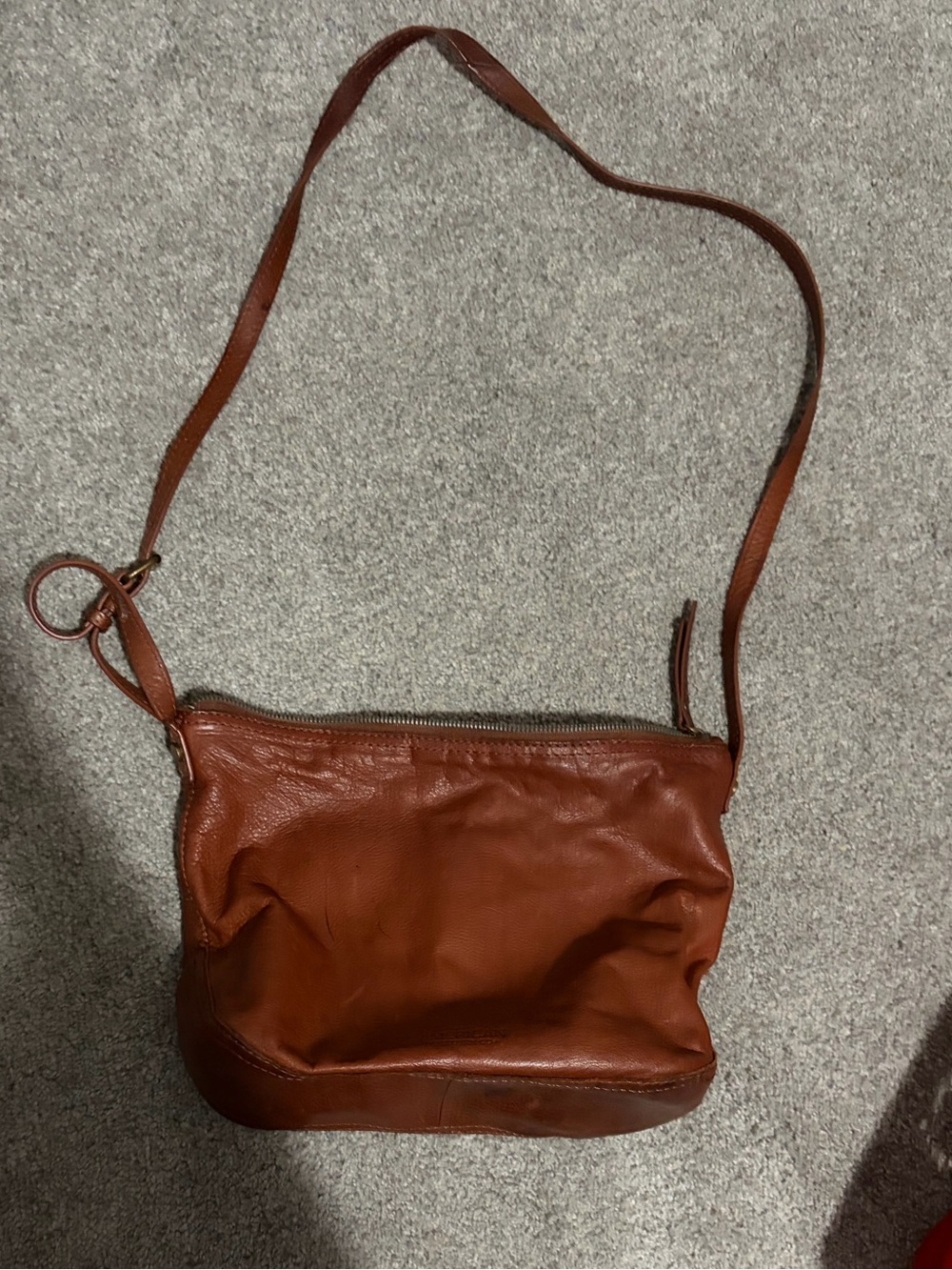 Classic Leather Crossbody Bag in Cognac